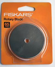 Load image into Gallery viewer, Fiskars Rotary Blade 65mm