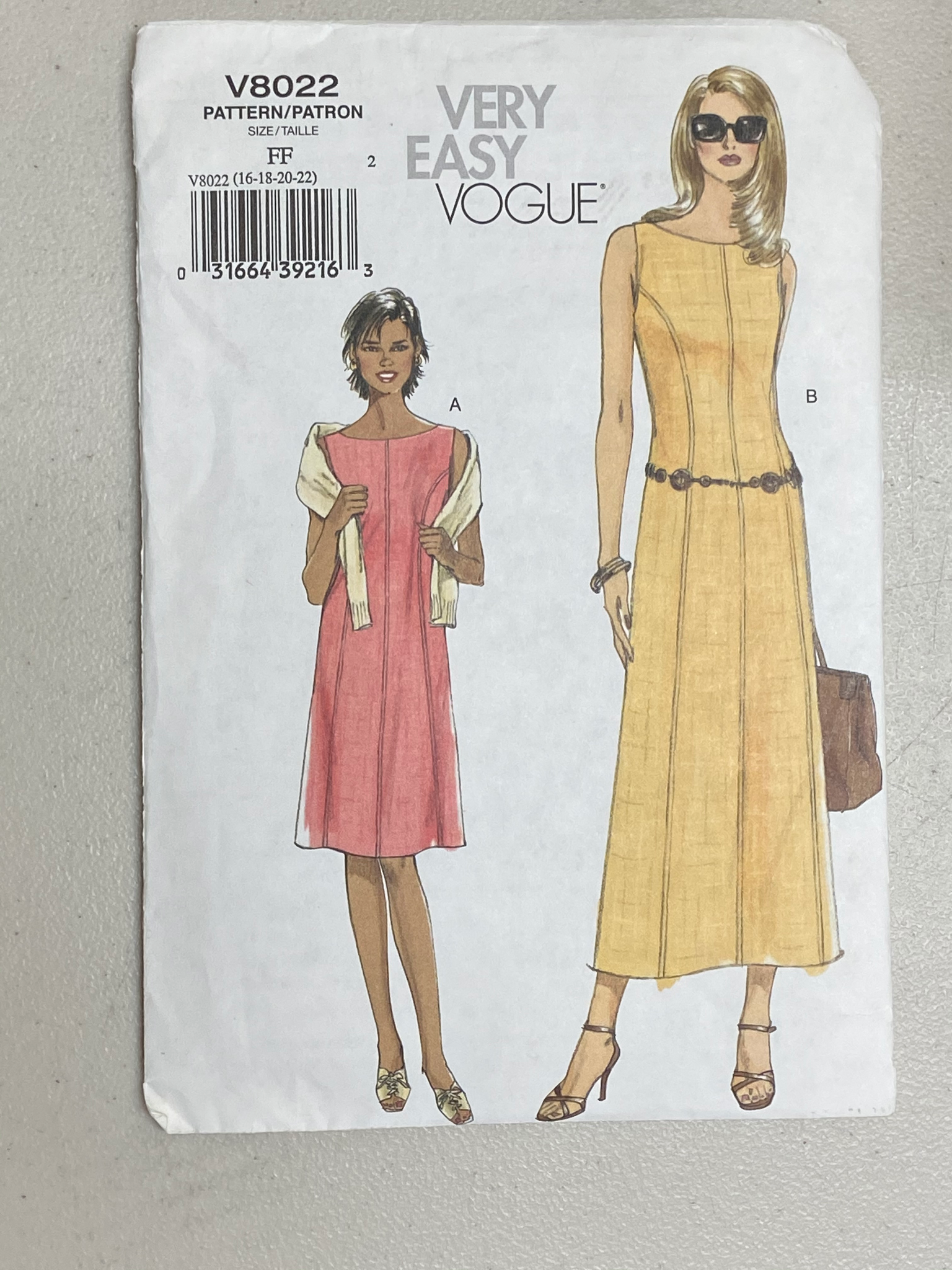 Very Easy Vogue Women s Dresses Pattern V8022 PASADENA VACUUM