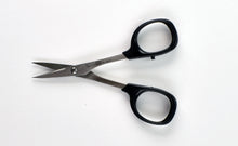Load image into Gallery viewer, Kai N5000 Series Needle Craft Scissors 4&quot;
